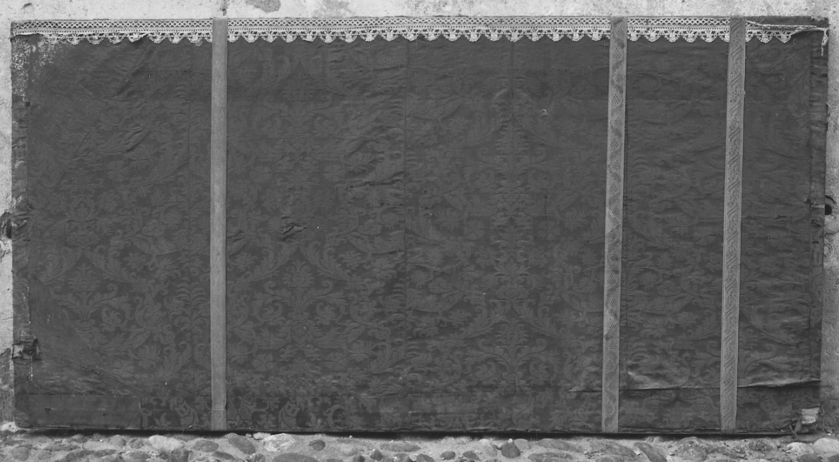 paliotto, opera isolata - manifattura lombarda (seconda metà sec. XVI)