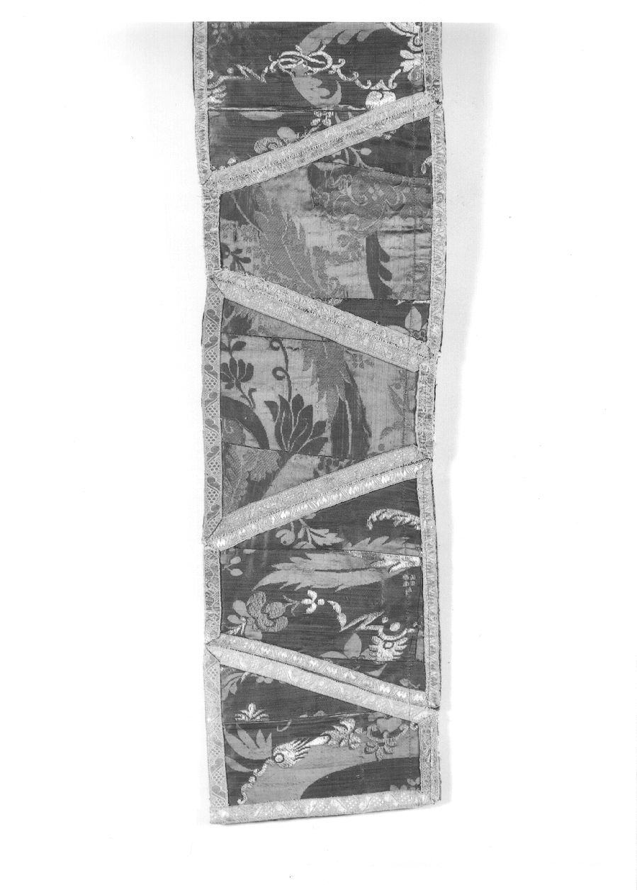 parato da chiesa, opera isolata - manifattura italiana (primo quarto, ultimo quarto sec. XVIII, sec. XX)