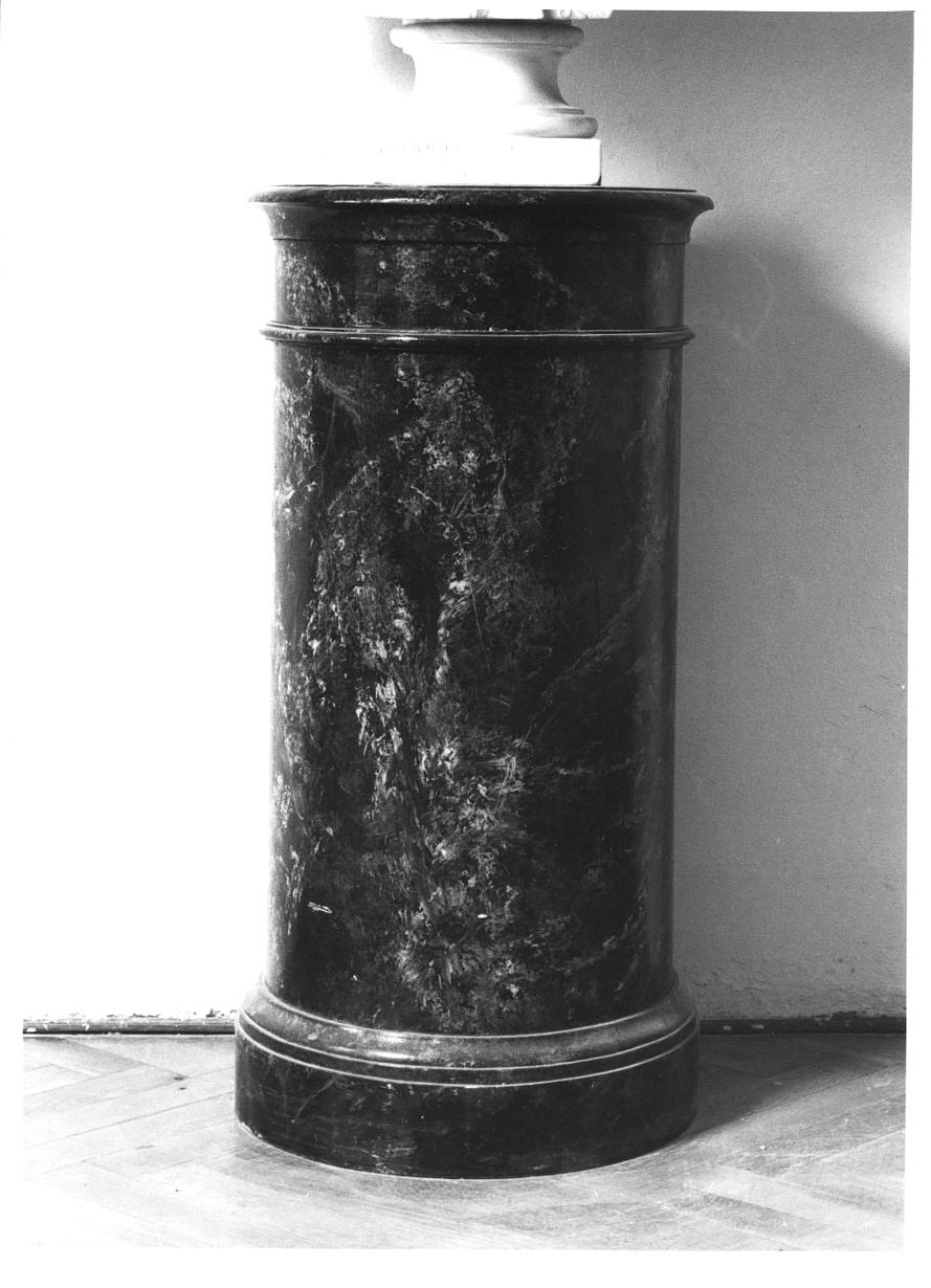 base di scultura, opera isolata - produzione piemontese (sec. XIX)