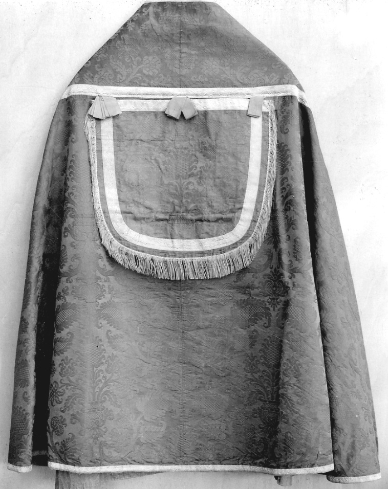 piviale, elemento d'insieme - manifattura lombarda (ultimo quarto sec. XVI)