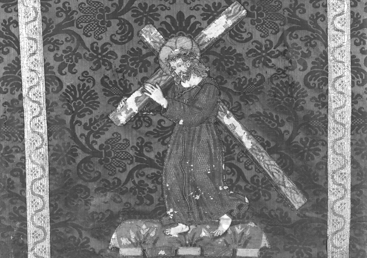 Cristo portacroce (decorazione a ricamo, elemento d'insieme) - manifattura lombardo-piemontese (fine/inizio secc. XVI/ XVII)