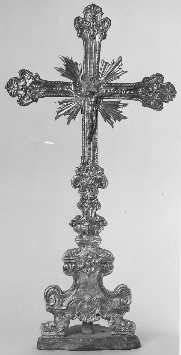Cristo crocifisso (croce d'altare, opera isolata) - bottega lombardo-piemontese (sec. XVIII)