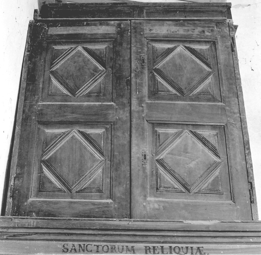 armadio, opera isolata - bottega della Valsesia (prima metà sec. XVII)