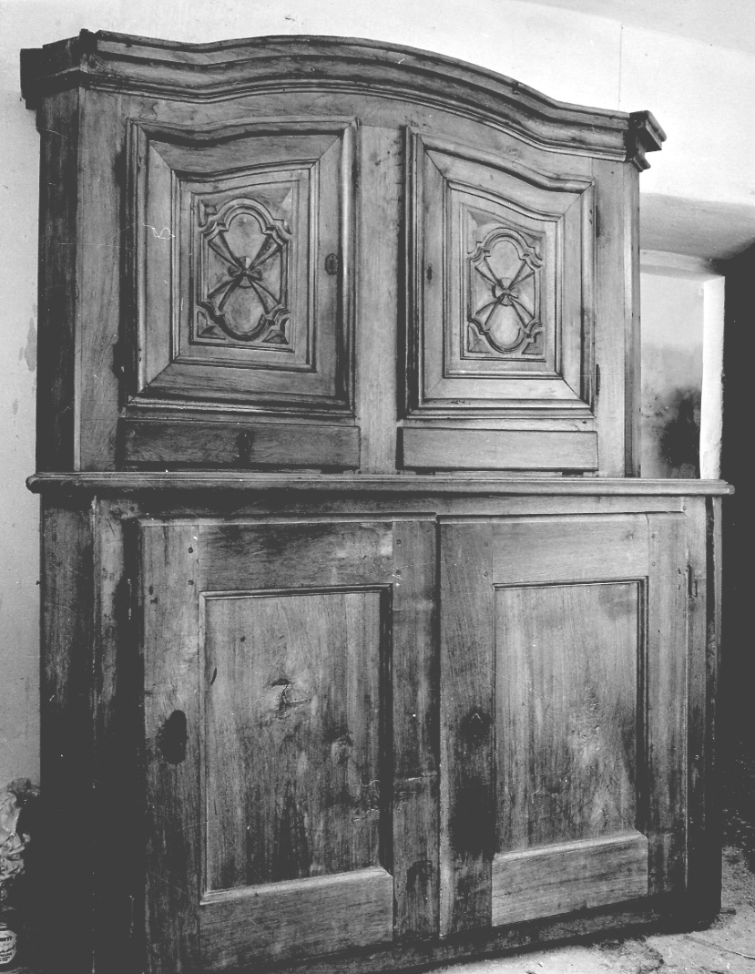 armadio da sacrestia, opera isolata - bottega della Valsesia (sec. XVIII)