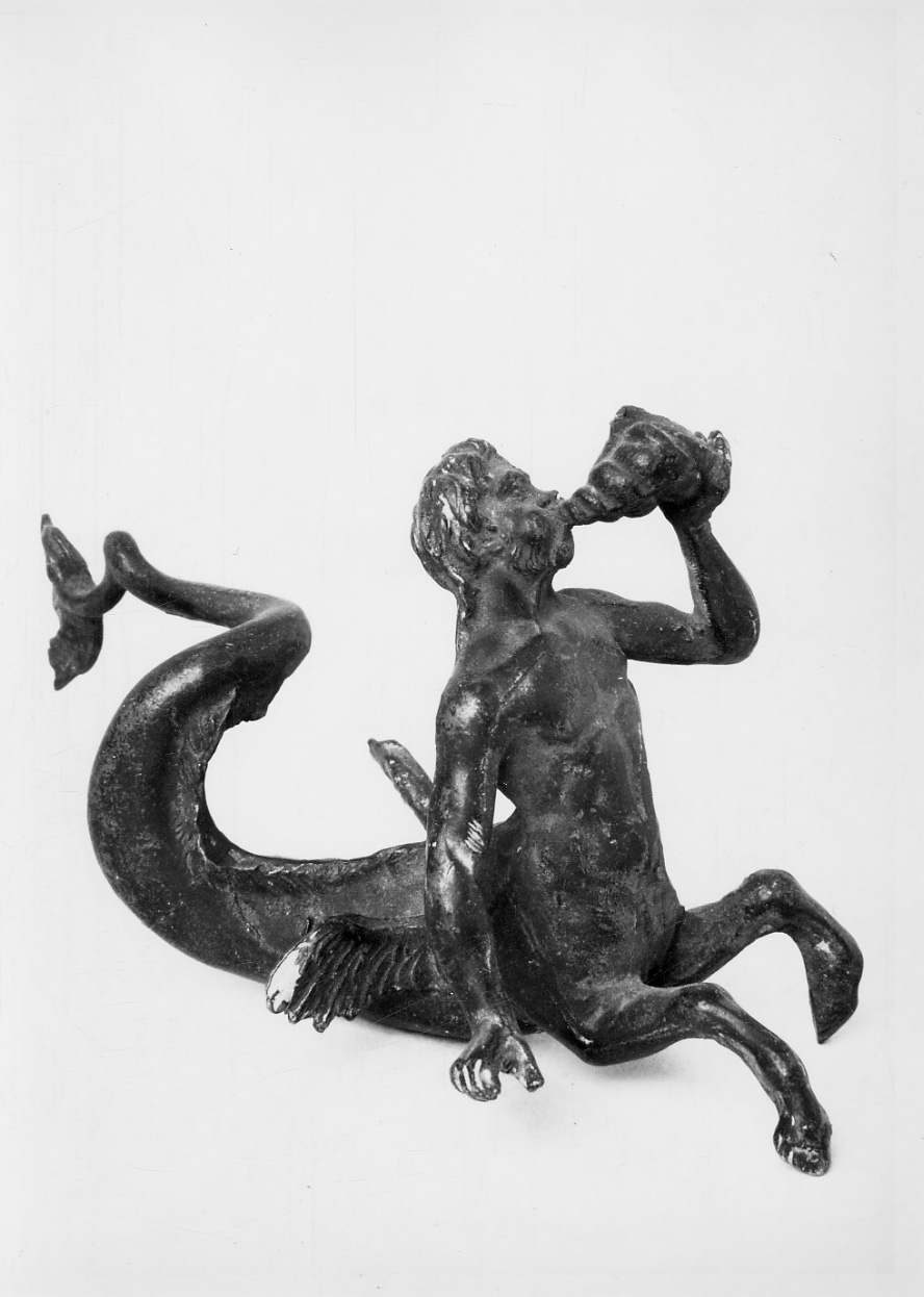 Tritone soffia in una conchiglia per calmare le onde (statuetta, opera isolata) di Briosco Andrea detto Riccio (maniera) (primo quarto sec. XVI)