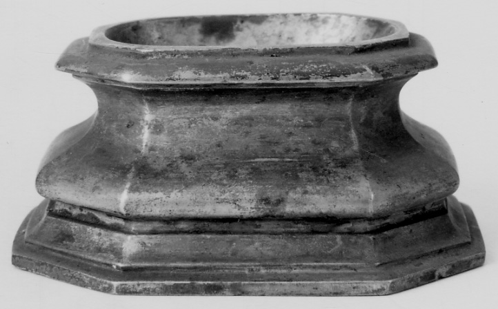 saliera, opera isolata - ambito italiano (fine/inizio secc. XVII/ XVIII)