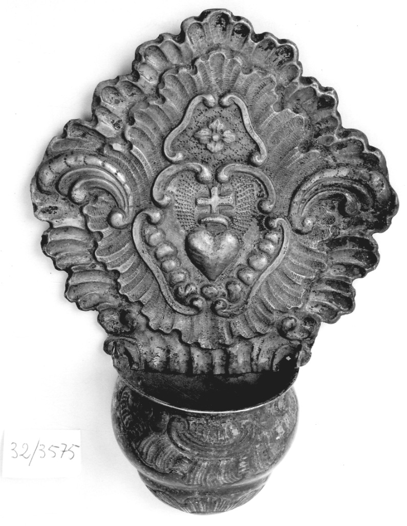 acquasantiera pensile, opera isolata - ambito italiano (metà sec. XVIII)