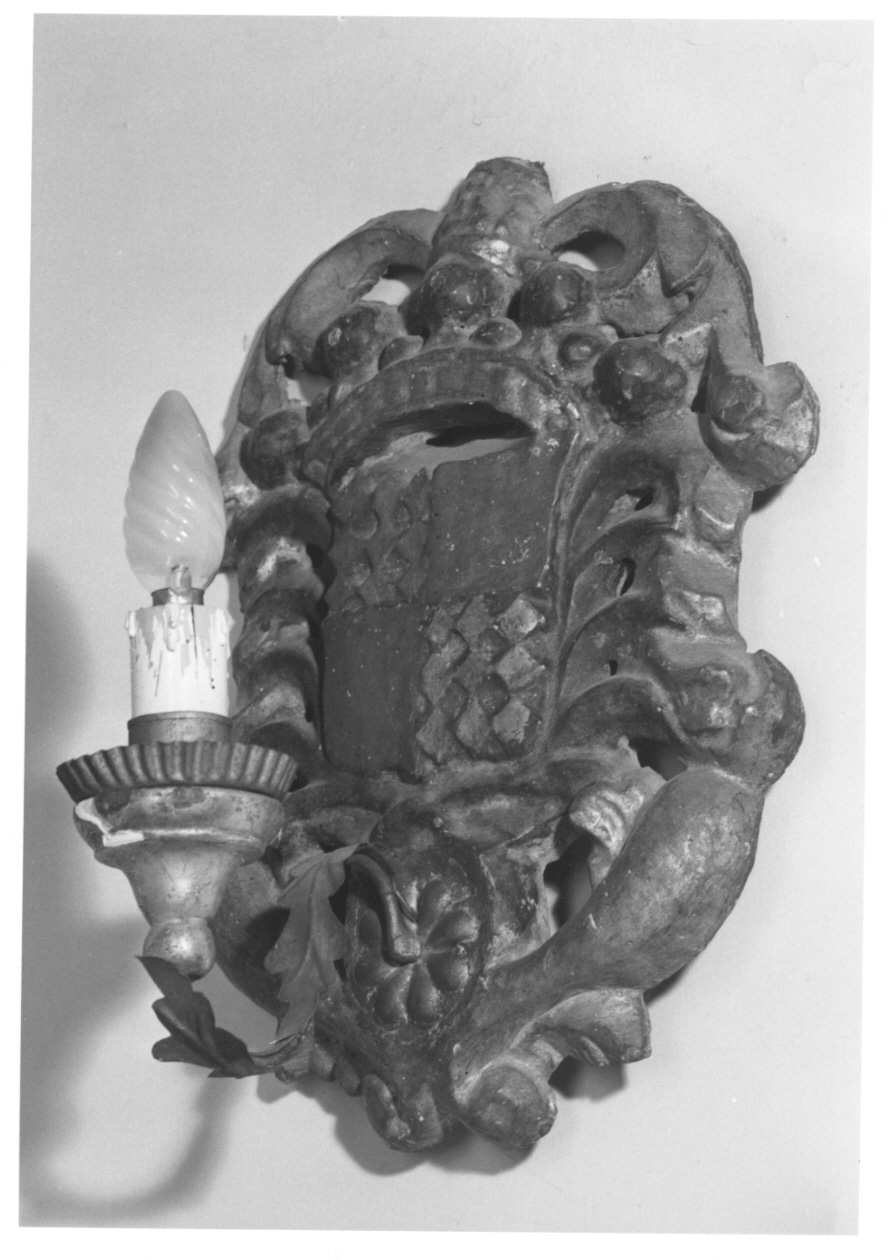 candeliere da parete, serie - bottega piemontese (metà sec. XVII)