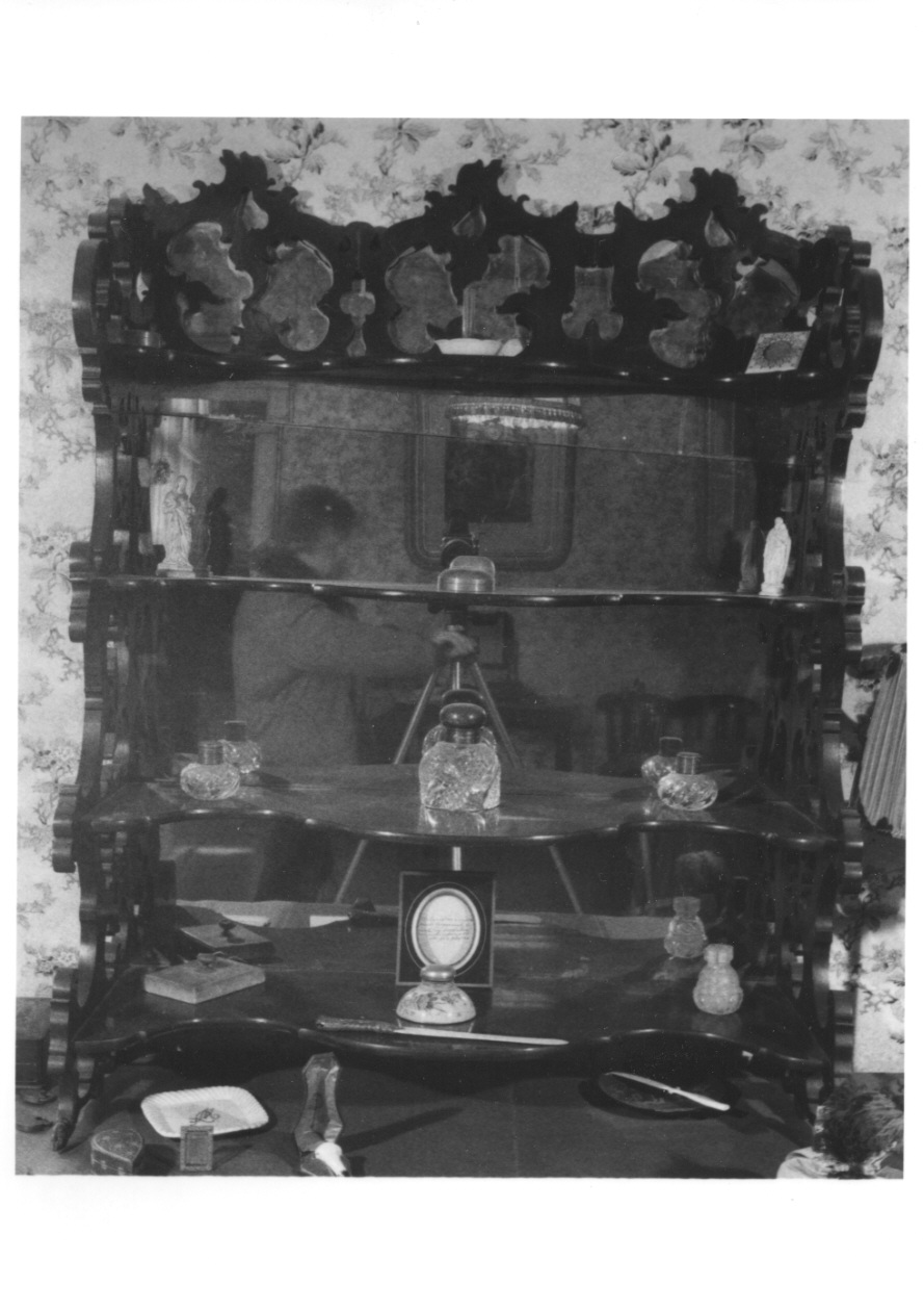 étagère, opera isolata - bottega piemontese (prima metà sec. XIX)