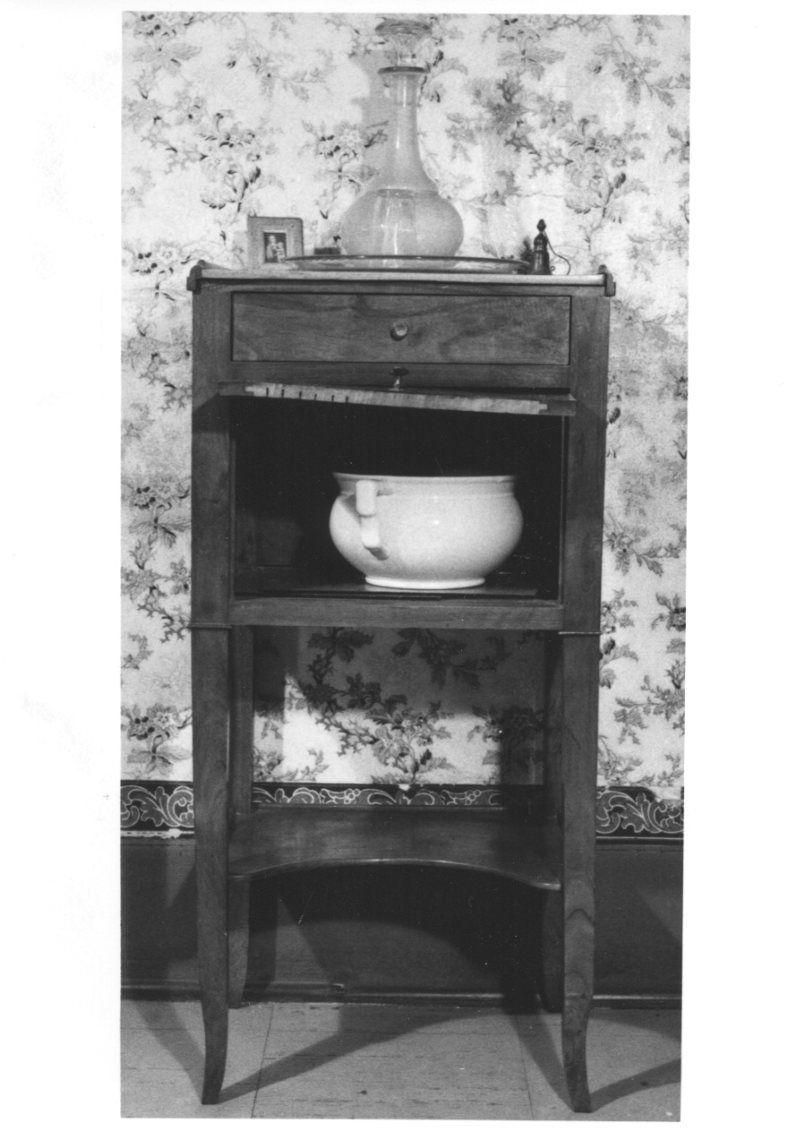 comodino, opera isolata - bottega piemontese (seconda metà sec. XIX)