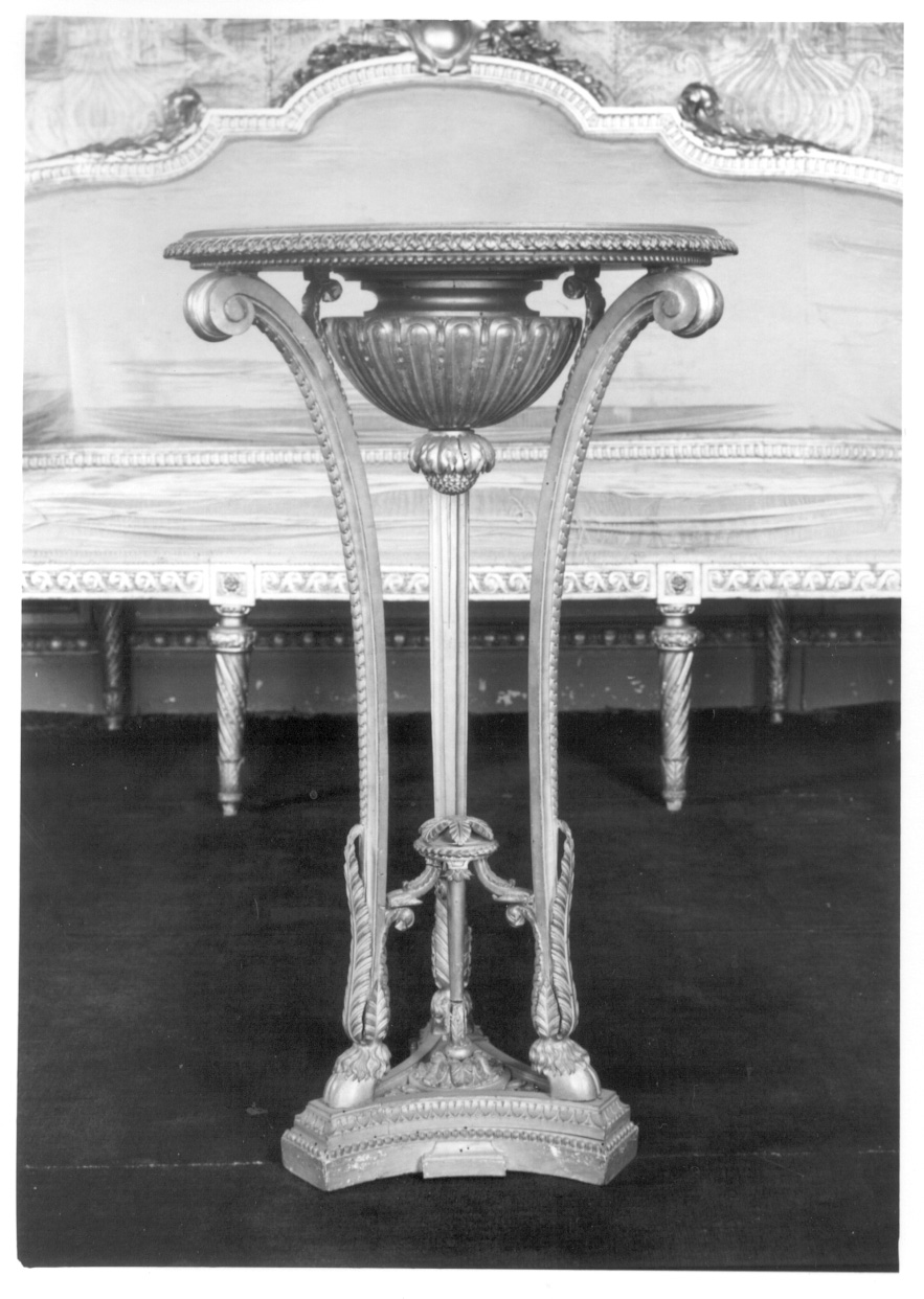 tavolino, opera isolata - ambito piemontese (ultimo quarto sec. XVIII)