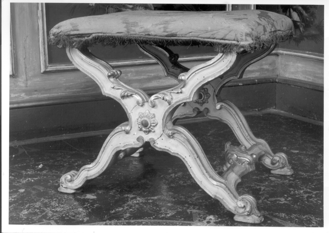 SGABELLO PIEGHEVOLE, opera isolata - ambito piemontese (secondo quarto sec. XVIII)