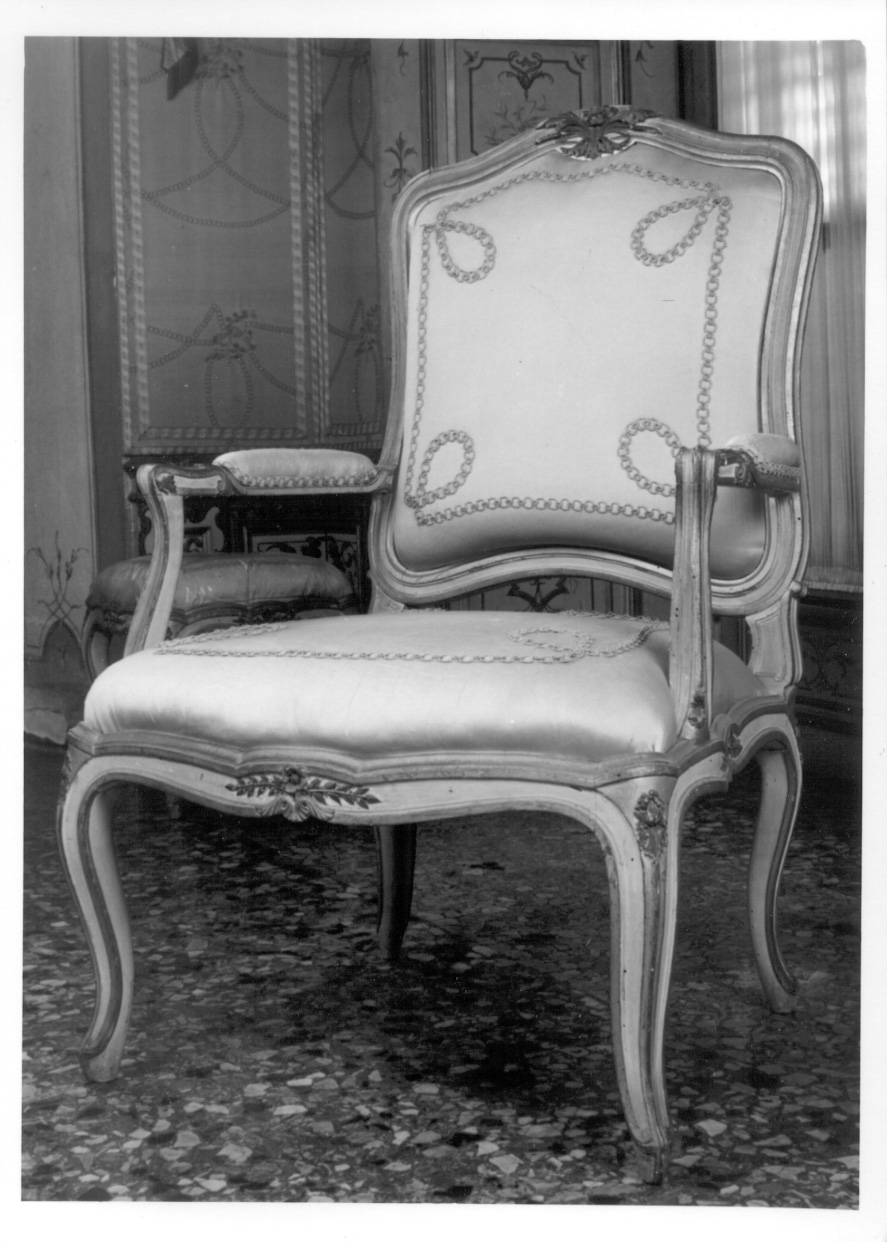 poltrona, elemento d'insieme - ambito piemontese (metà sec. XVIII)