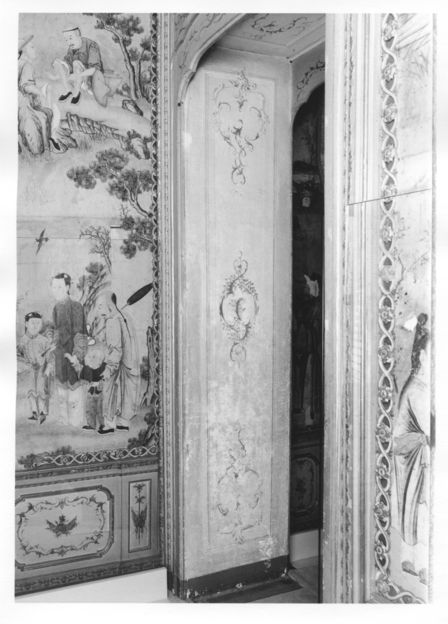 MOTIVI DECORATIVI A VOLUTE (stipite di porta, elemento d'insieme) di Alberoni Giovanni Battista (metà sec. XVIII)
