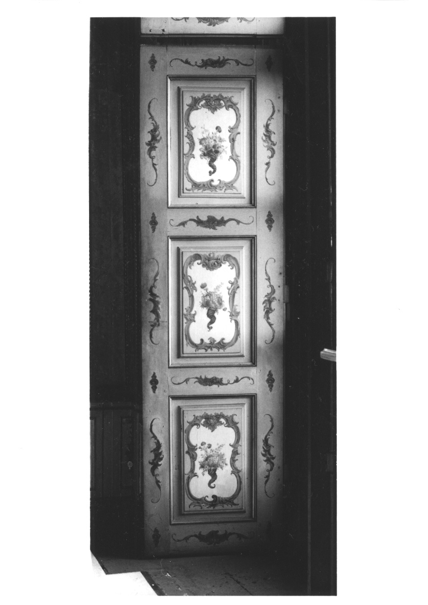 MOTIVI DECORATIVI VEGETALI (scuro di finestra, elemento d'insieme) - ambito piemontese (terzo quarto sec. XVIII)