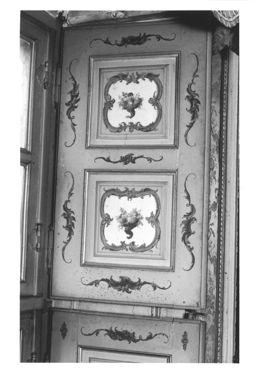 MOTIVI DECORATIVI VEGETALI (scuro di finestra, elemento d'insieme) - ambito piemontese (terzo quarto sec. XVIII)