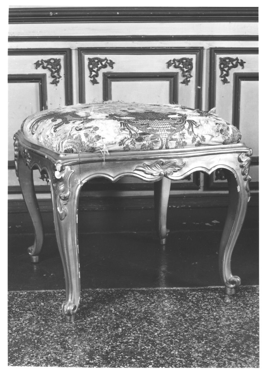 sgabello, elemento d'insieme - ambito piemontese (terzo quarto sec. XVIII)