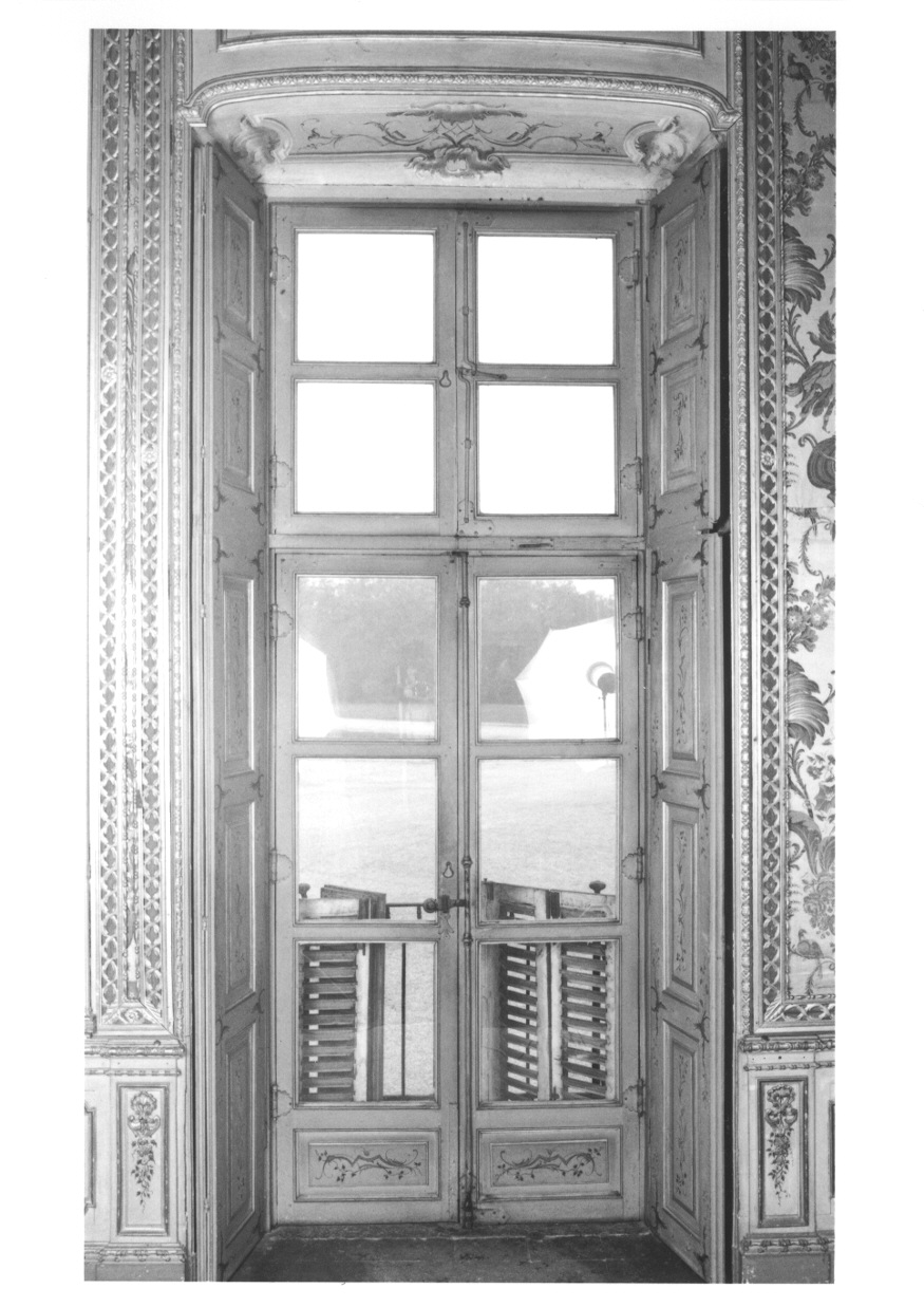 MOTIVI DECORATIVI VEGETALI (porta finestra, serie) - ambito piemontese (terzo quarto sec. XVIII)