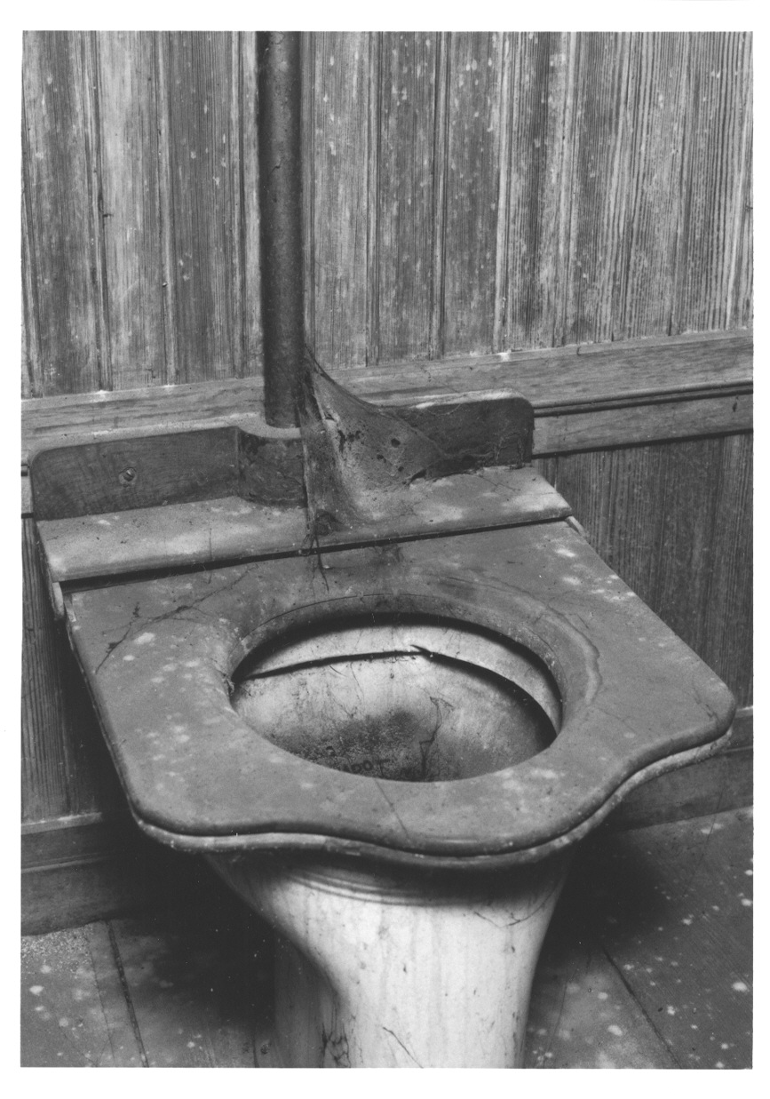 asse di water close, opera isolata - ambito piemontese (primo quarto sec. XX)