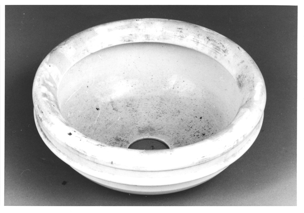 bacile, opera isolata - ambito piemontese (ultimo quarto sec. XIX)