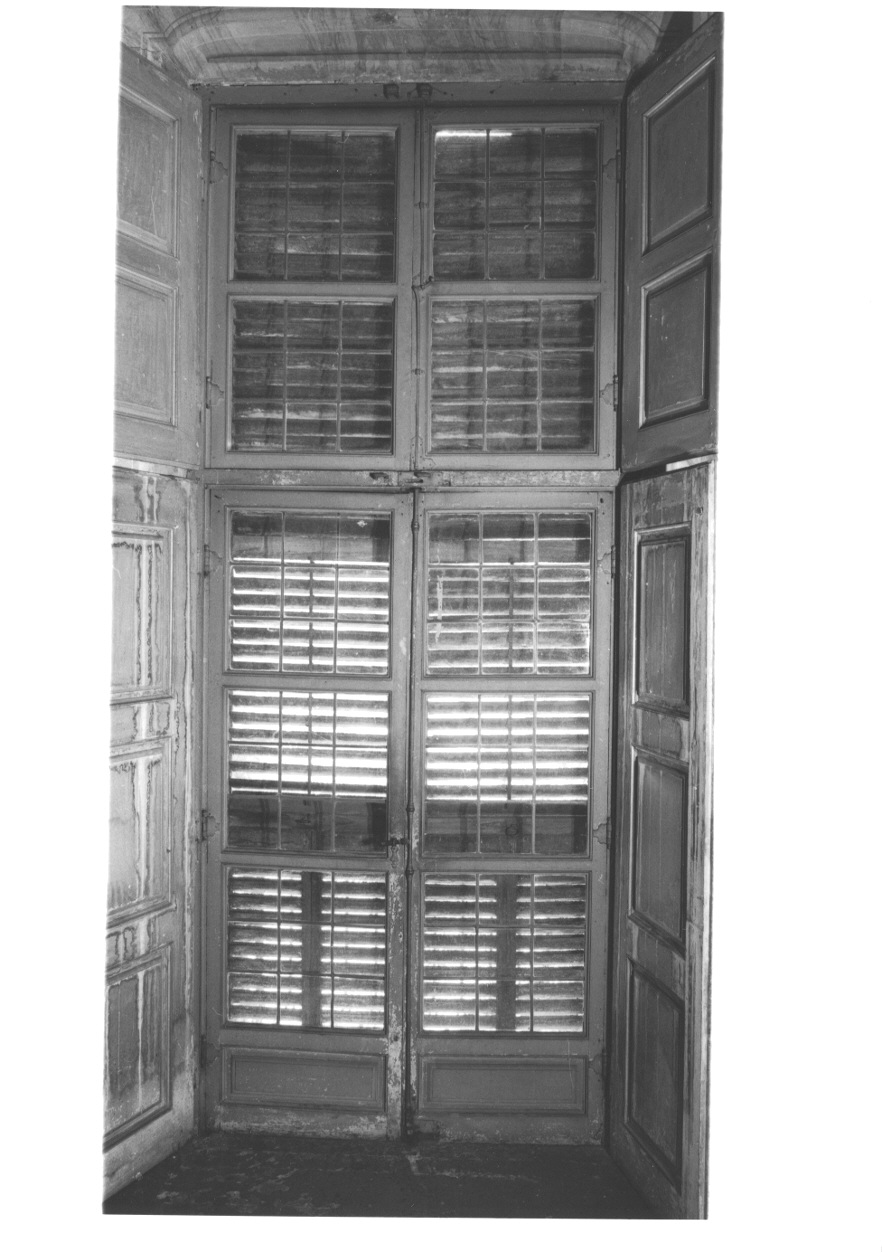 porta finestra, opera isolata - ambito piemontese (secondo quarto sec. XVIII)