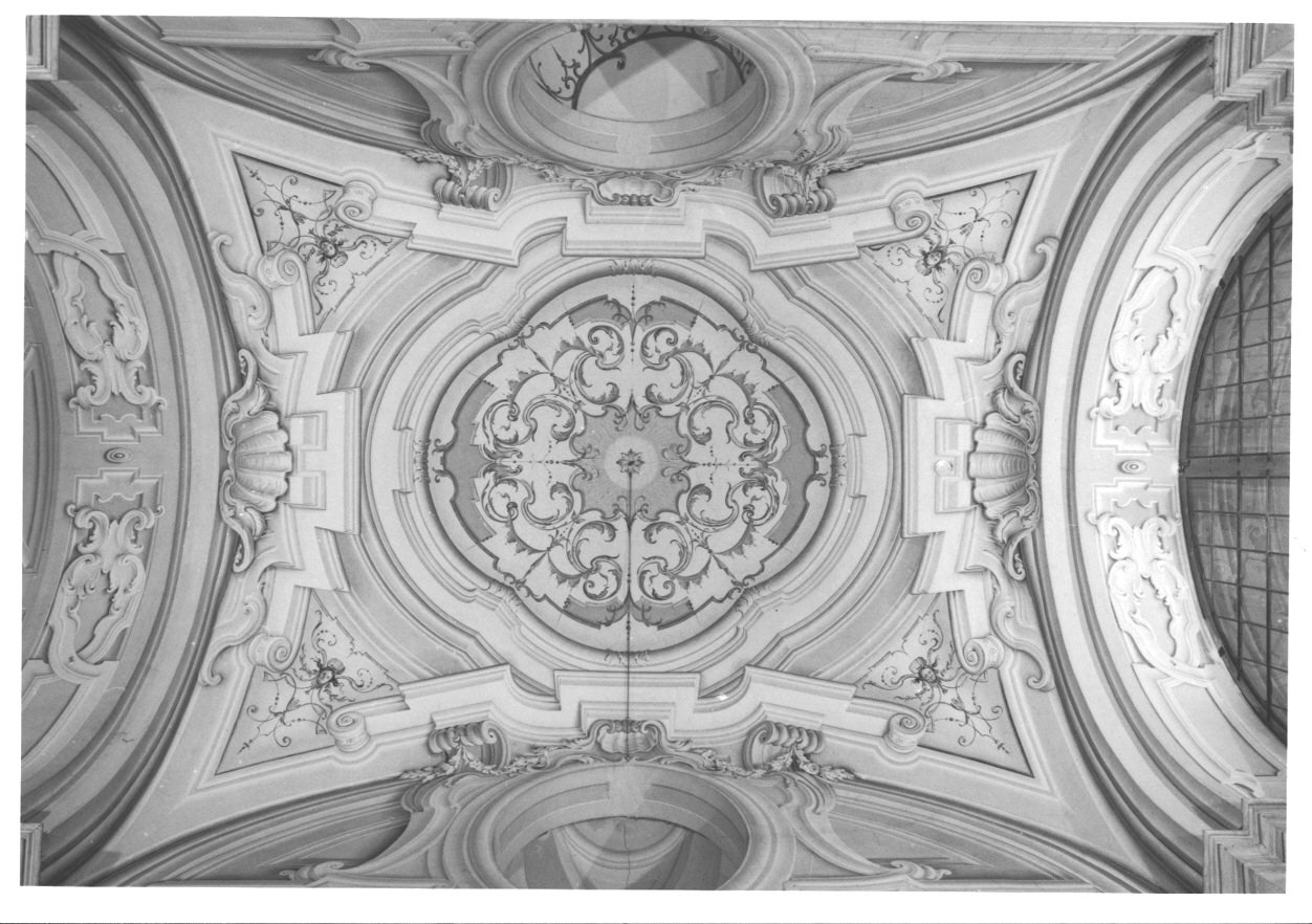 GROTTESCHE (soffitto dipinto, insieme) di Pozzo Pietro Antonio (secondo quarto sec. XVIII)