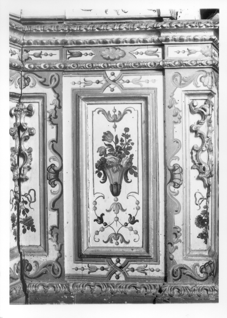 VASO CON FIORI (elemento decorativo, elemento d'insieme) di Fariano Giovanni Francesco - ambito piemontese (prima metà sec. XVIII)