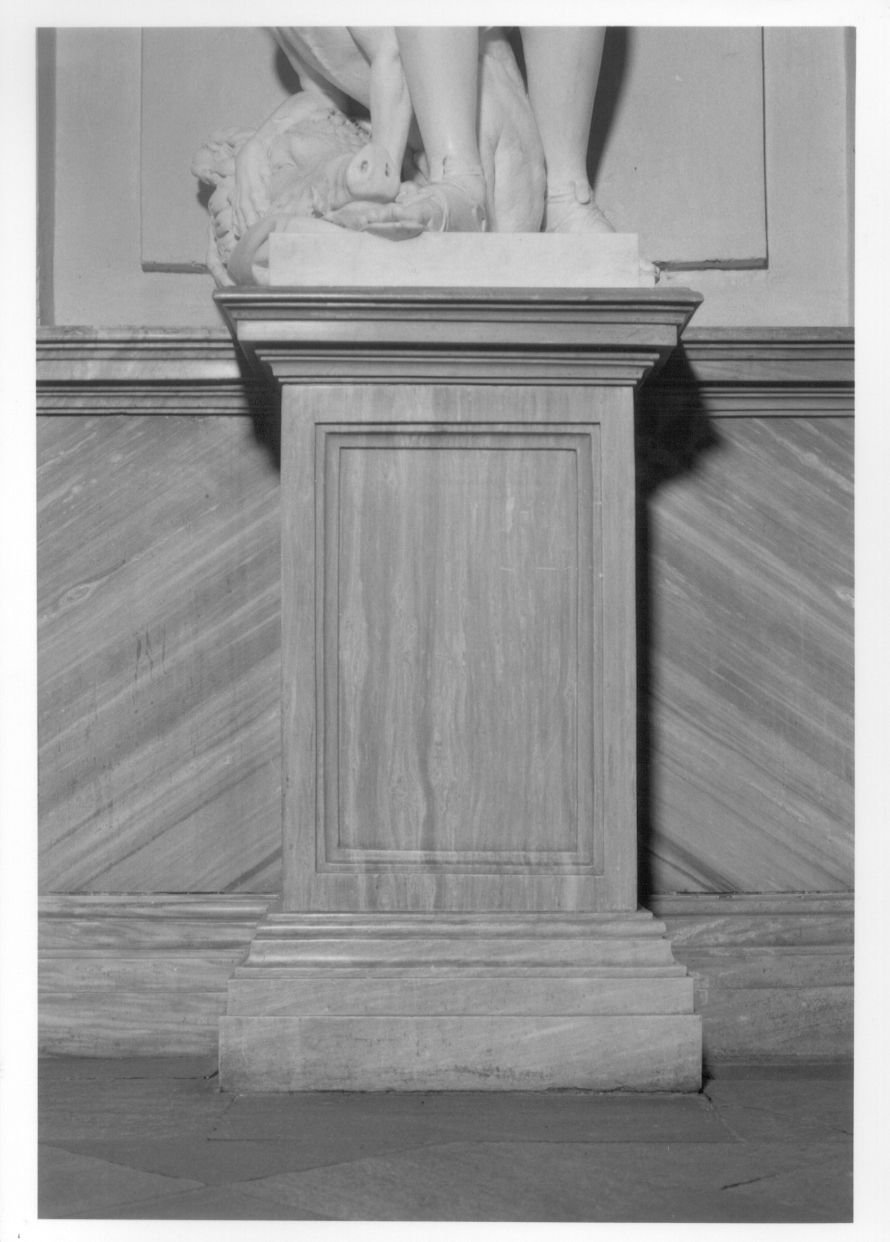 base di scultura, serie - ambito piemontese (terzo quarto sec. XVIII)