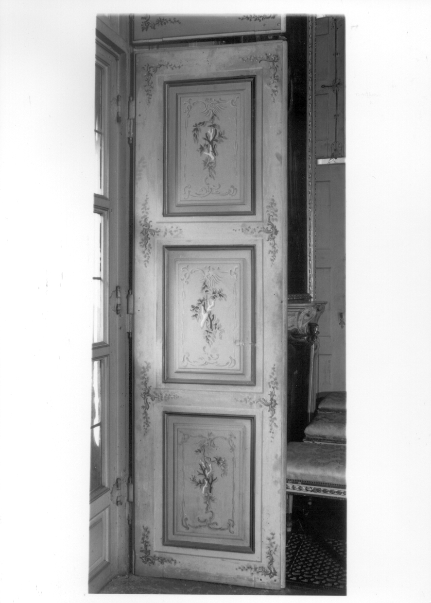 MOTIVI DECORATIVI VEGETALI (scuro di finestra, elemento d'insieme) di Antoniani Francesco, Perego Gaetano - bottega piemontese (metà sec. XVIII)