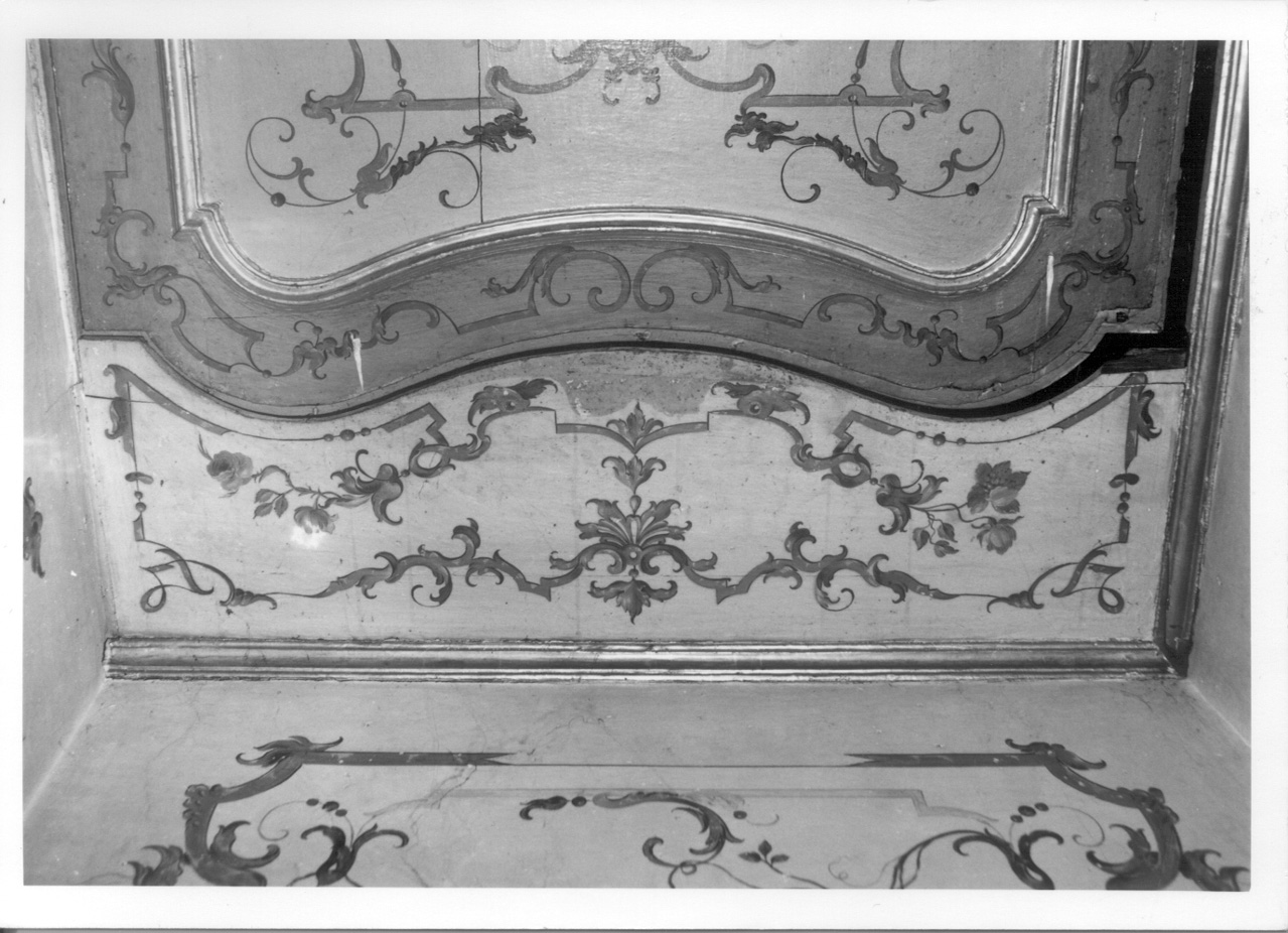 GROTTESCHE (sovrapporta, serie) di Pozzo Giovanni Pietro (attribuito), Pozzo Pietro Antonio (attribuito) (terzo quarto sec. XVIII)