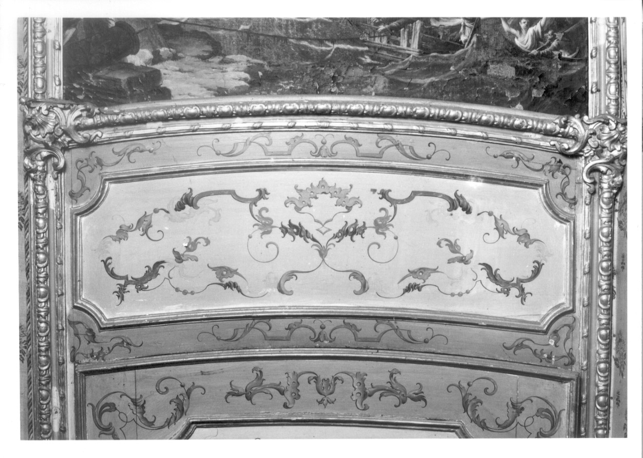 GROTTESCHE (sovrapporta, serie) di Pozzo Giovanni Pietro (attribuito), Pozzo Pietro Antonio (attribuito) (terzo quarto sec. XVIII)