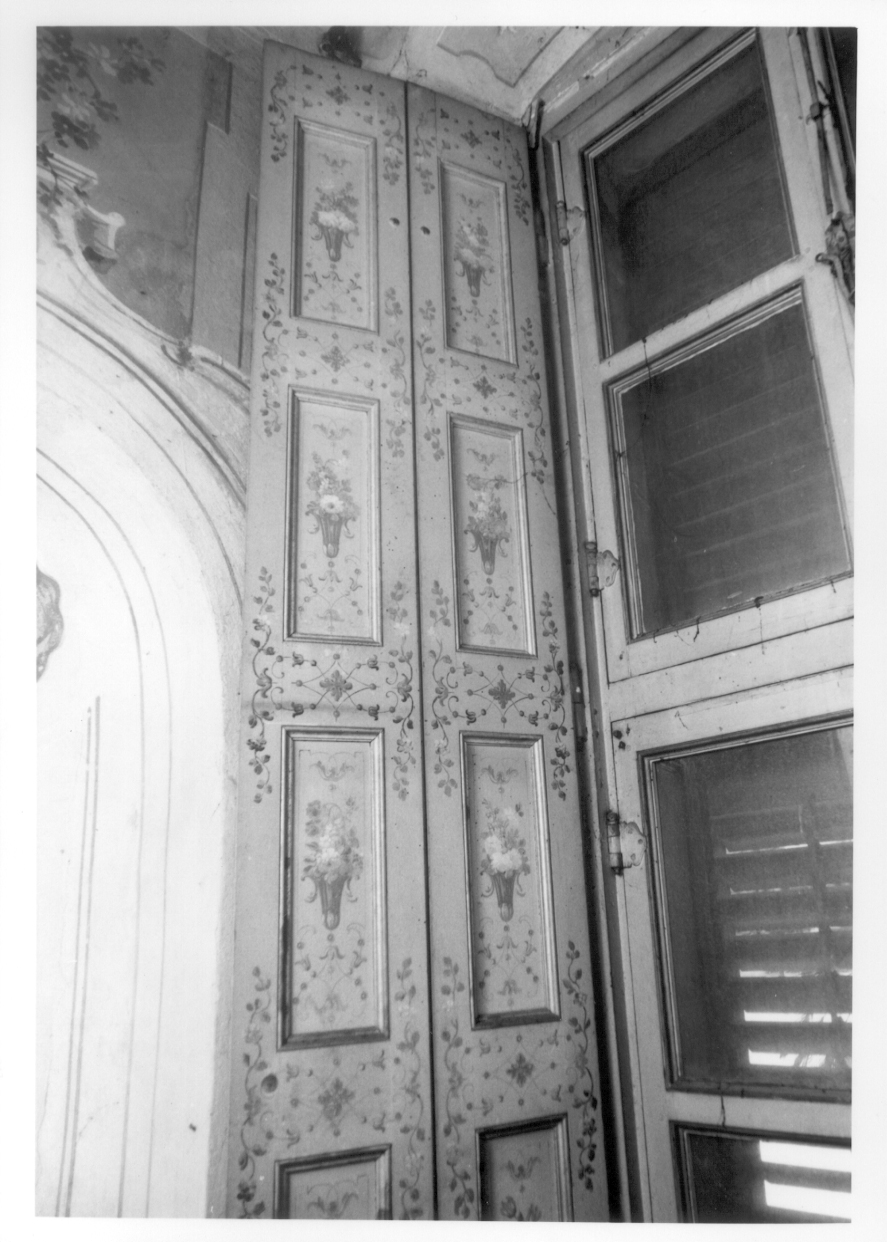 MOTIVI DECORATIVI VEGETALI (scuro di porta finestra, opera isolata) - ambito piemontese (secondo quarto sec. XVIII)