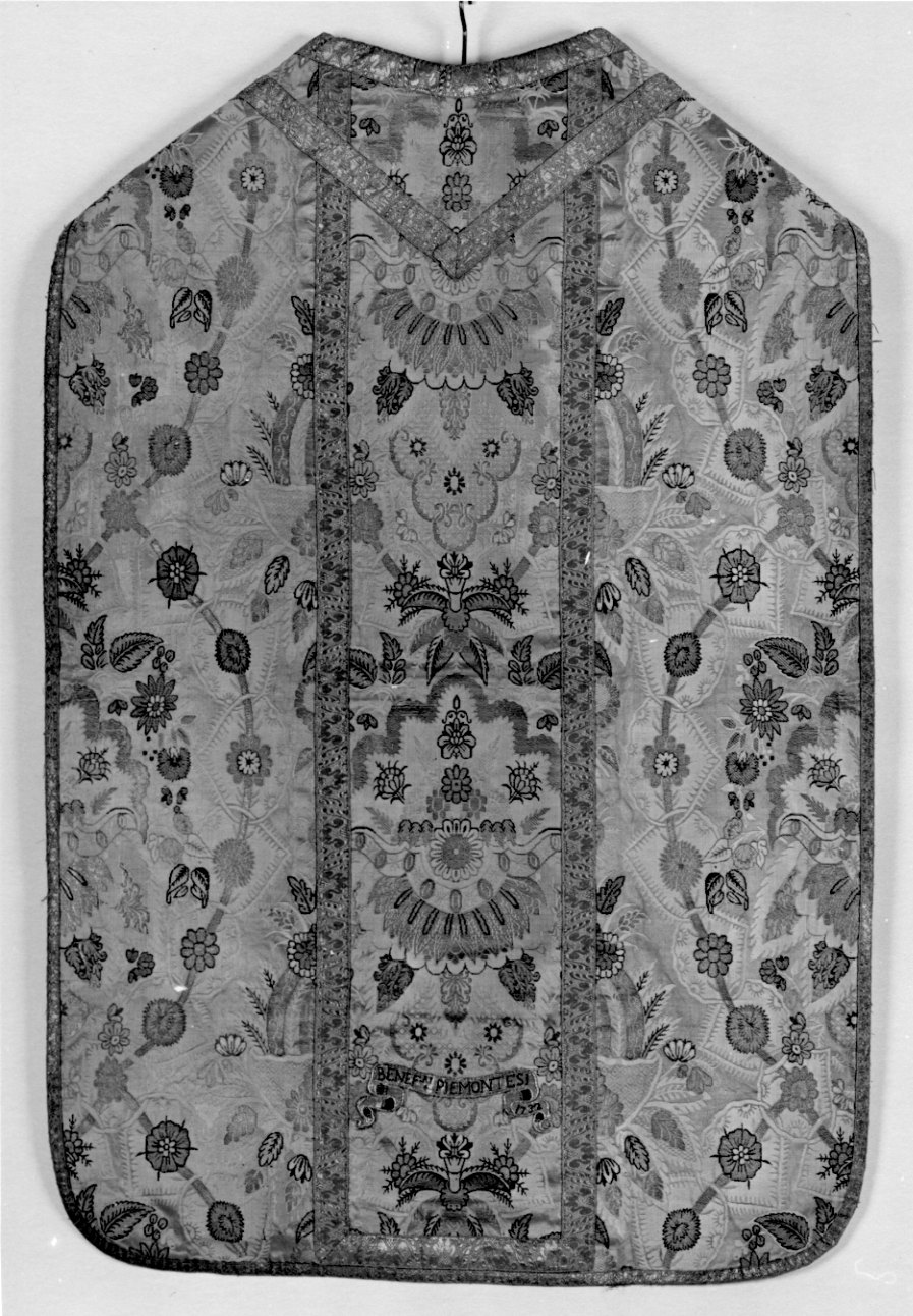 paramento liturgico, insieme - manifattura Italia settentrionale (secondo quarto sec. XVIII)