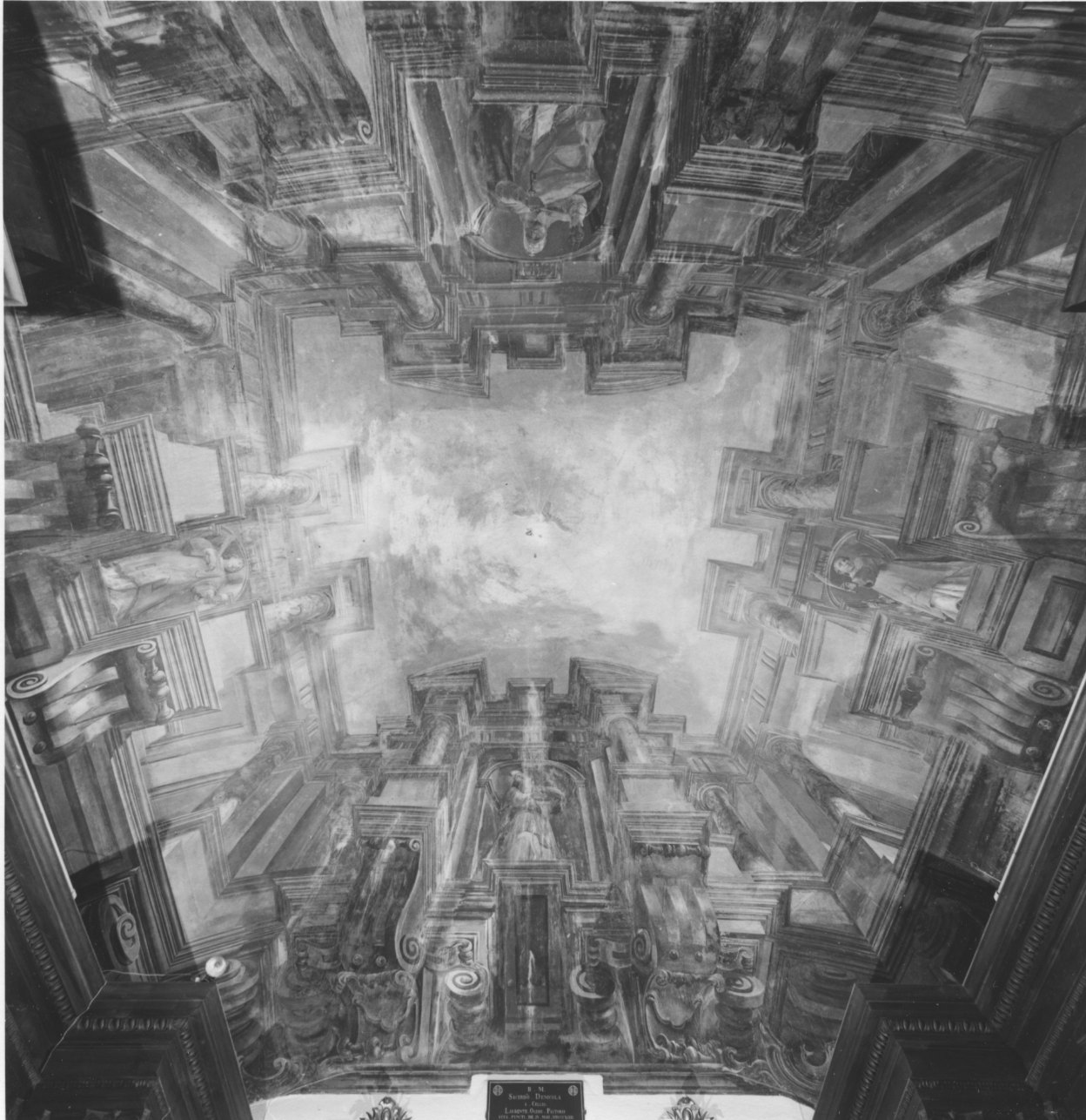 architettura illusionistica con santi (dipinto, complesso decorativo) di Peracino Lorenzo il Vecchio, Peracino Giovanni Battista, Peracino Defendente (seconda metà sec. XVIII)