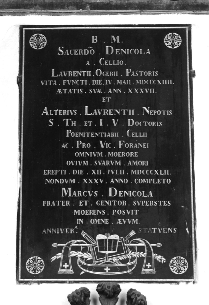 lapide commemorativa, opera isolata - bottega della Valsesia (secondo quarto sec. XIX)