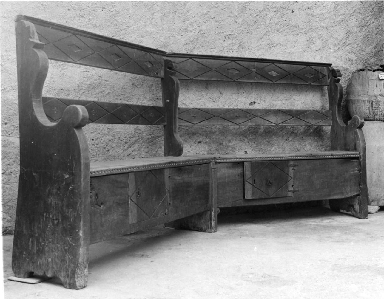 banco da chiesa, opera isolata - bottega della Valsesia (secondo quarto sec. XIX)