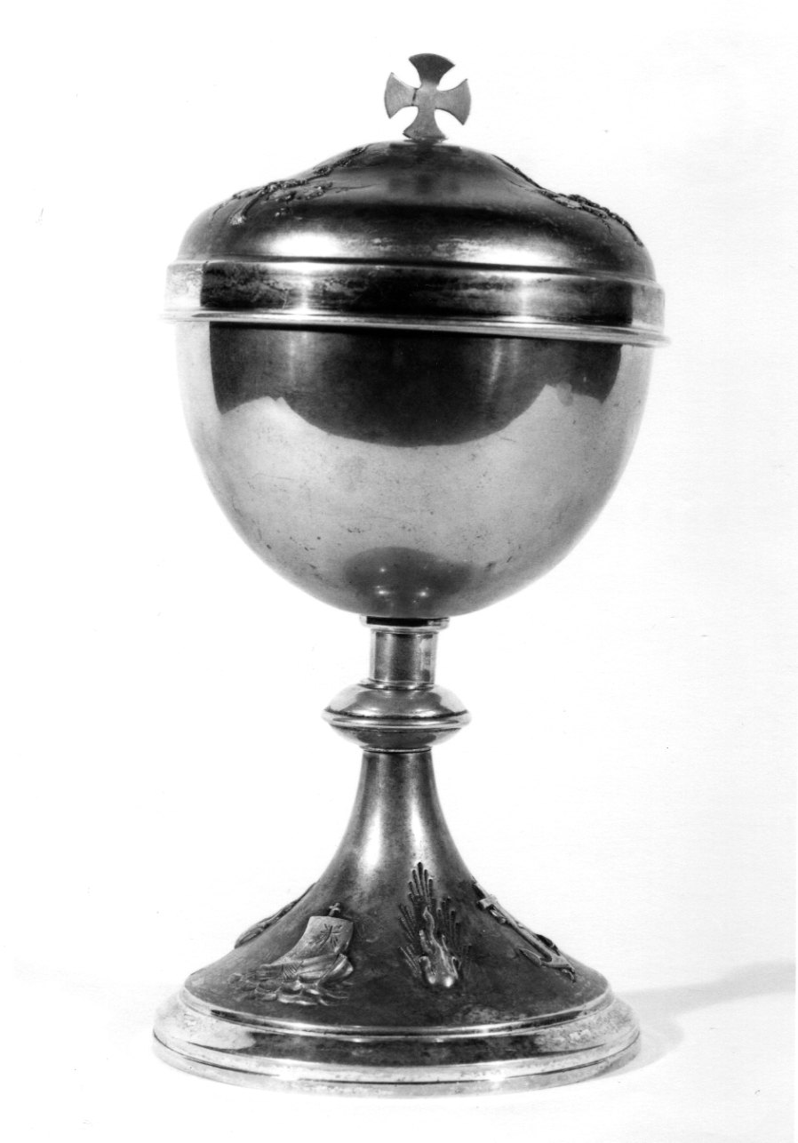 simboli religiosi (pisside, opera isolata) - bottega novarese (prima metà sec. XX)