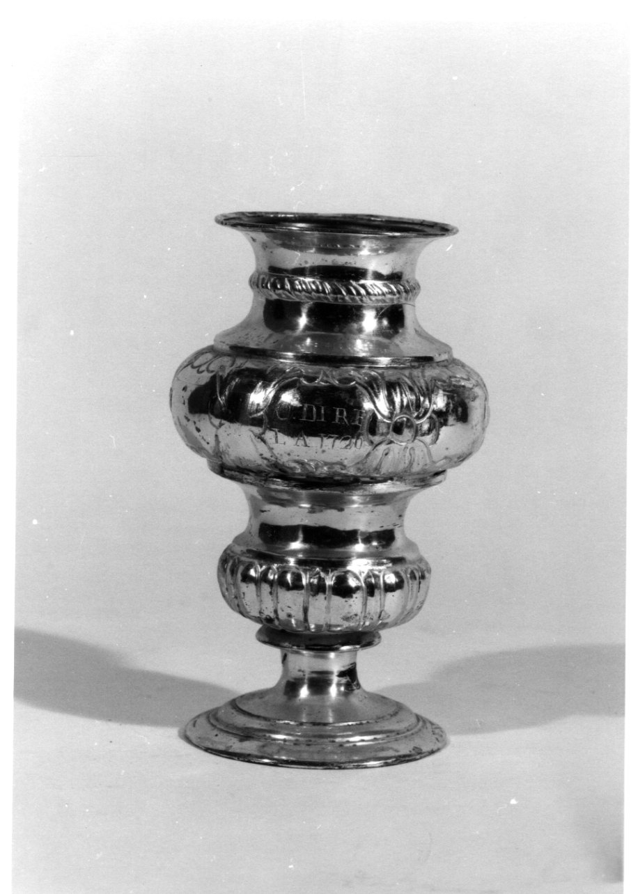 vasetto, serie - bottega lombarda (secondo quarto sec. XVIII)