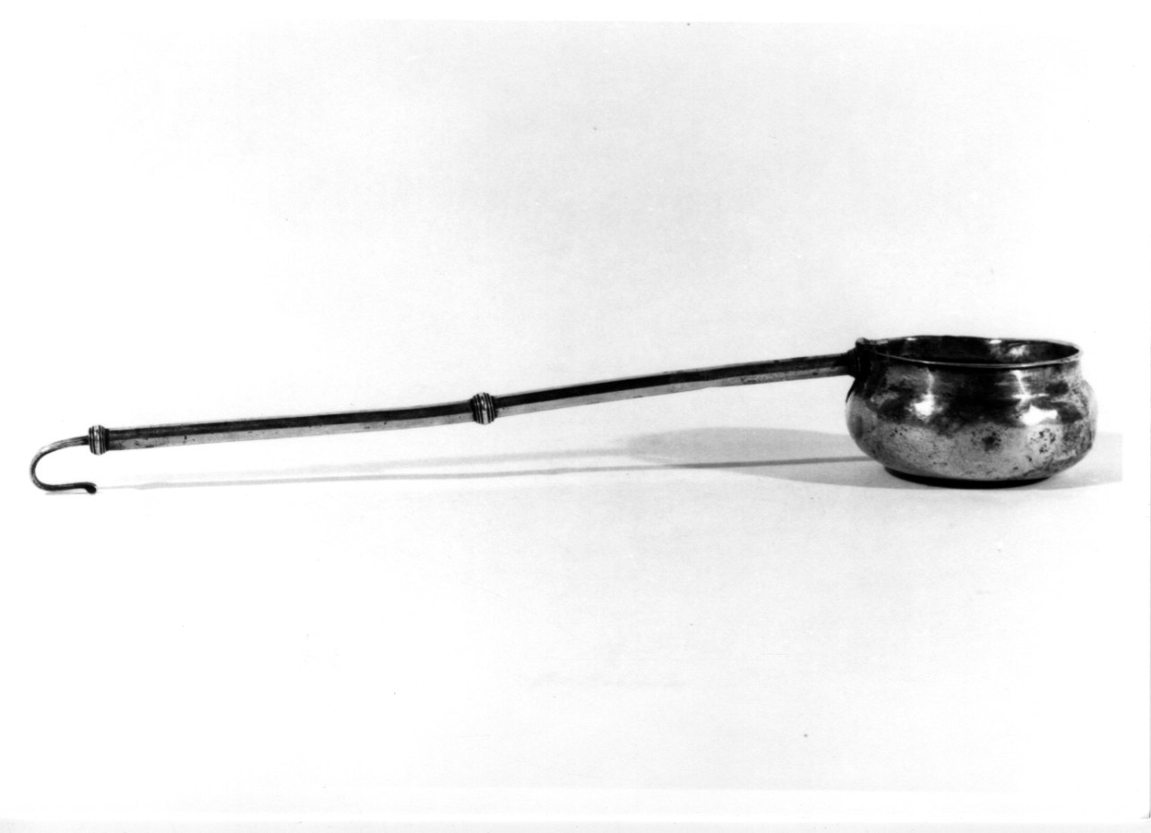 mestolo battesimale, opera isolata - bottega lombarda (prima metà sec. XIX)