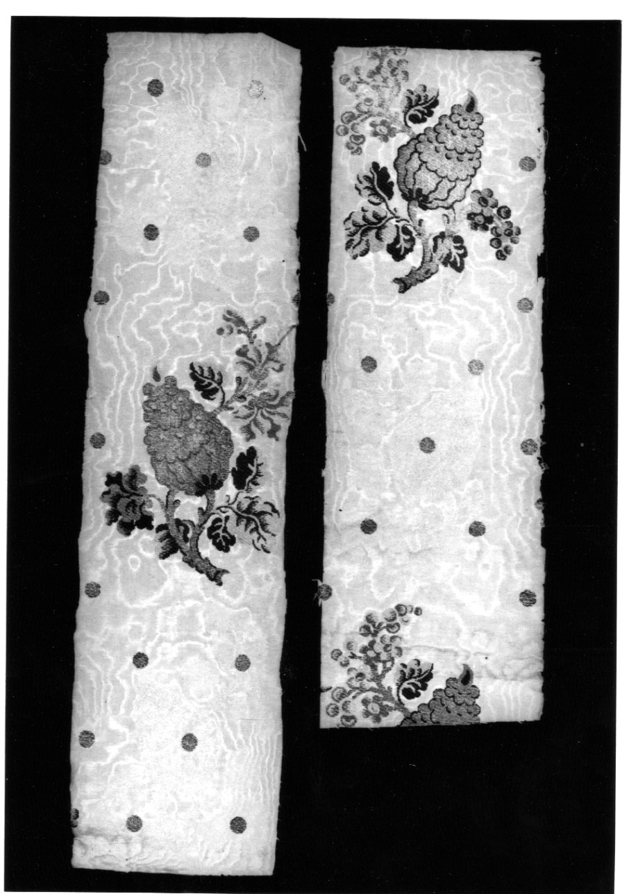 tessuto, frammento - manifattura lombarda (prima metà sec. XVIII)