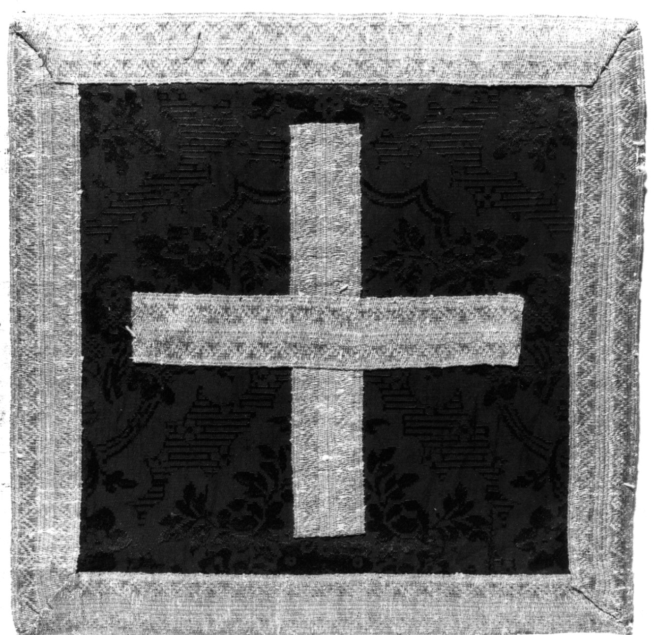 borsa del corporale, opera isolata - manifattura novarese (primo quarto sec. XVIII)