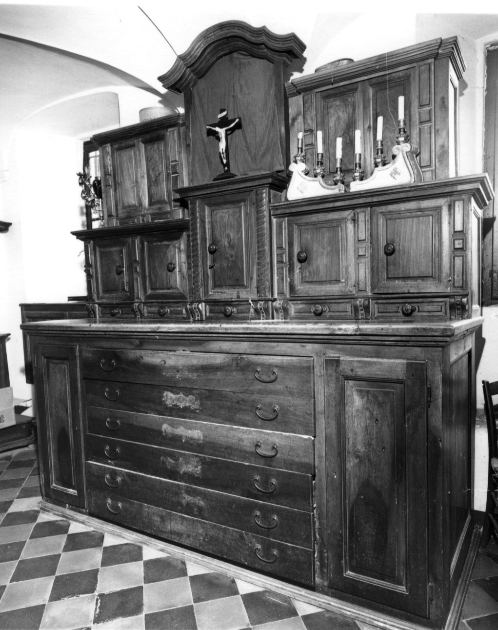 mobile da sacrestia, opera isolata - produzione novarese (seconda metà sec. XVII)