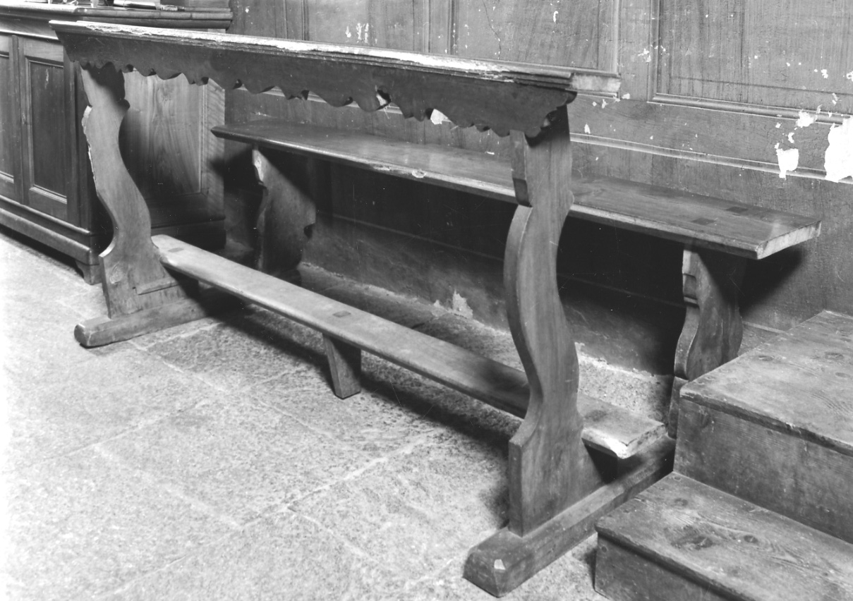 banco da chiesa, opera isolata - bottega della Val Formazza (sec. XVIII)