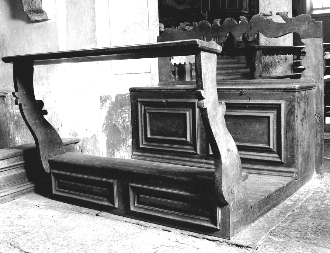 banco da chiesa, opera isolata - bottega della Val Formazza (seconda metà sec. XVII)