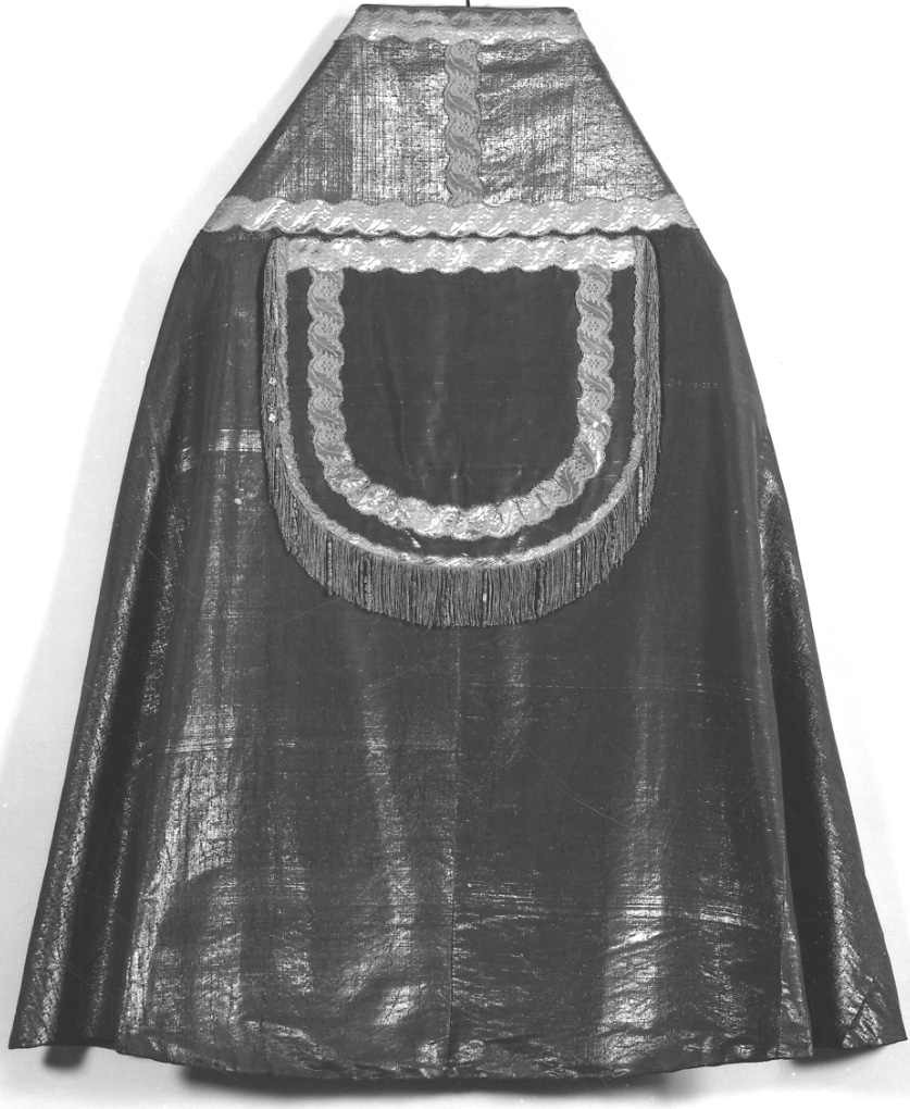 piviale, opera isolata - manifattura italiana (seconda metà sec. XVIII)