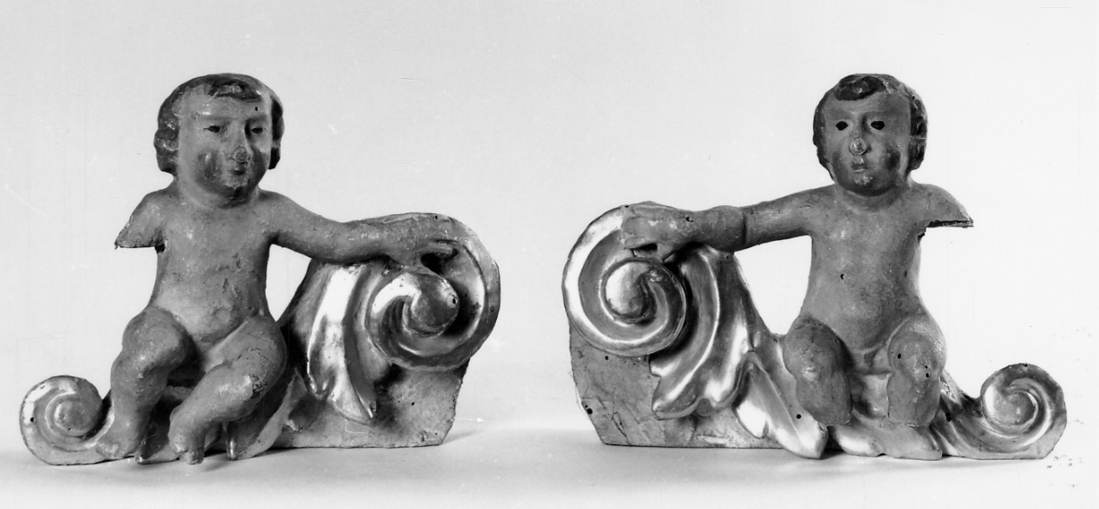 motivi decorativi vegetali con cherubini (decorazione plastica, serie) - ambito ossolano (prima metà sec. XVII)