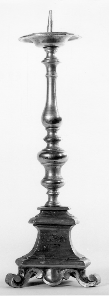 candeliere, serie - ambito italiano (secondo quarto sec. XVIII)