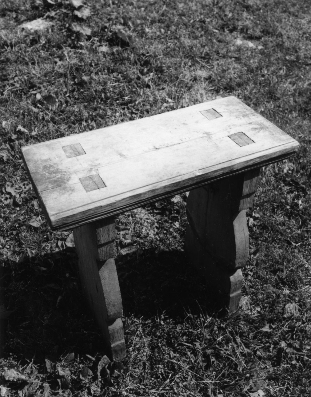 sgabello, opera isolata - bottega della Val Formazza (metà sec. XVIII)