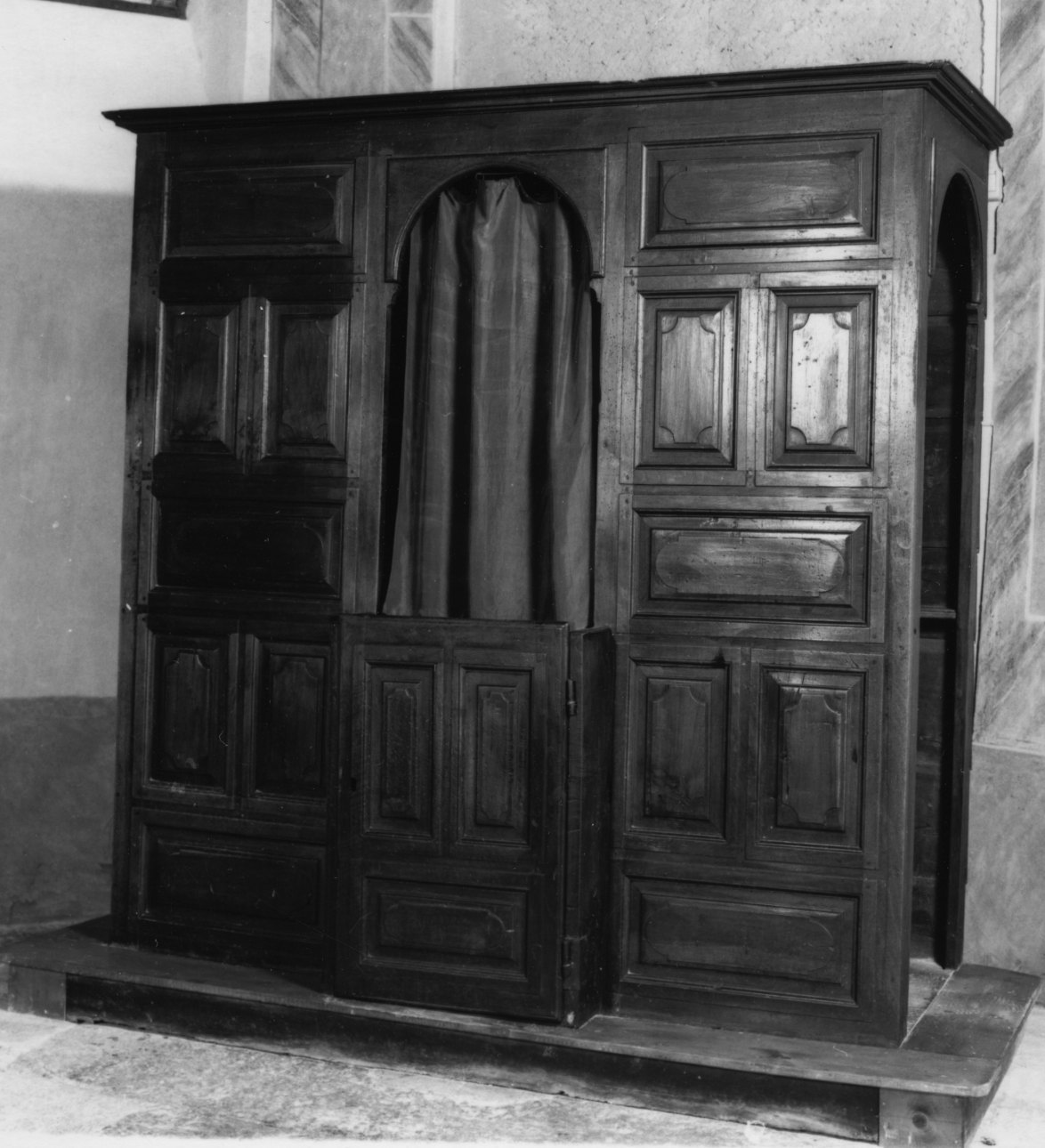 confessionale, opera isolata - bottega della Valle di Susa (sec. XVIII)