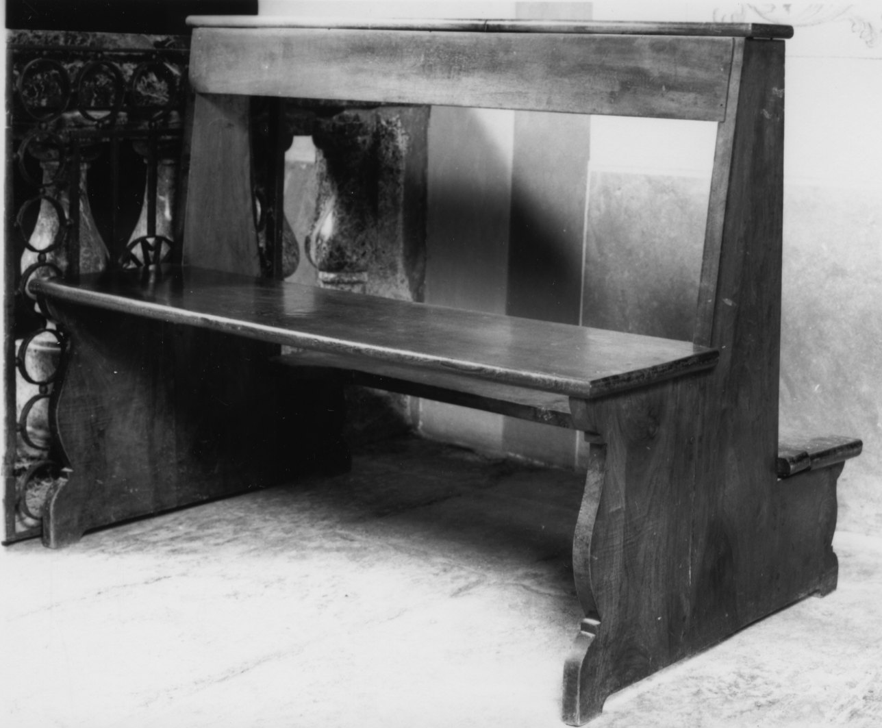 banco da chiesa, opera isolata - bottega della Valle di Susa (sec. XVIII)